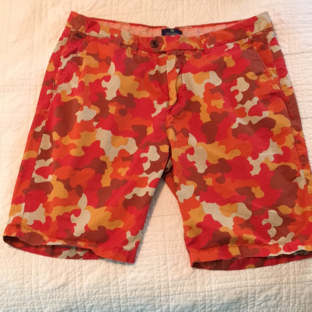 Men’s Scotch & Soda shorts!